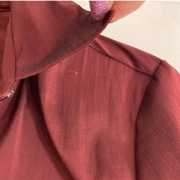 Burgundy button down shirt Alice & Trixie ladies medium cuffed 3/4 sleeve blouse - Picture 10 of 10